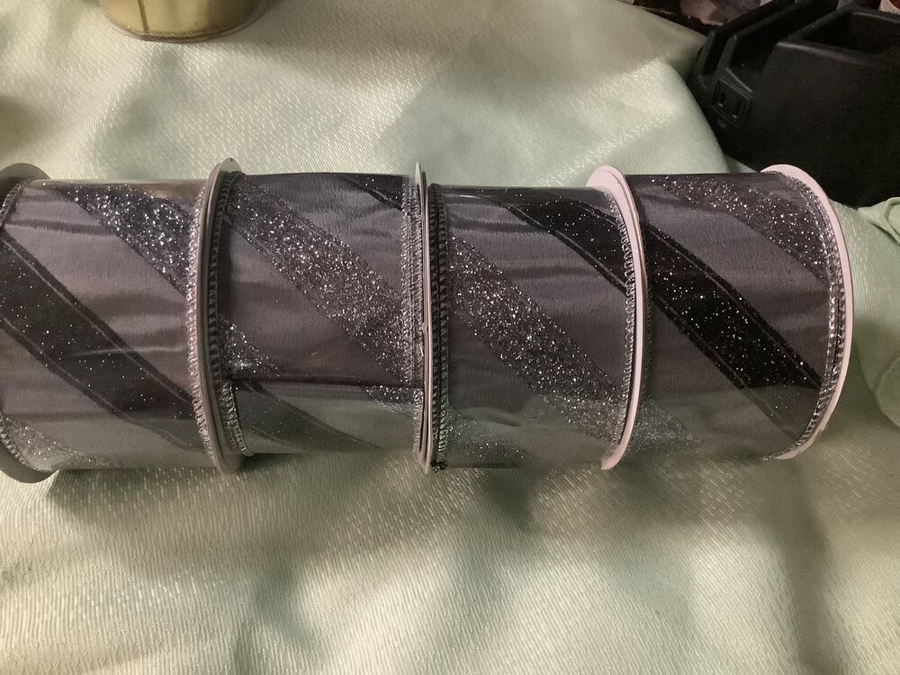 Celebrate It Christmas 4 Rolls Wired Black and Silver Ribbon
